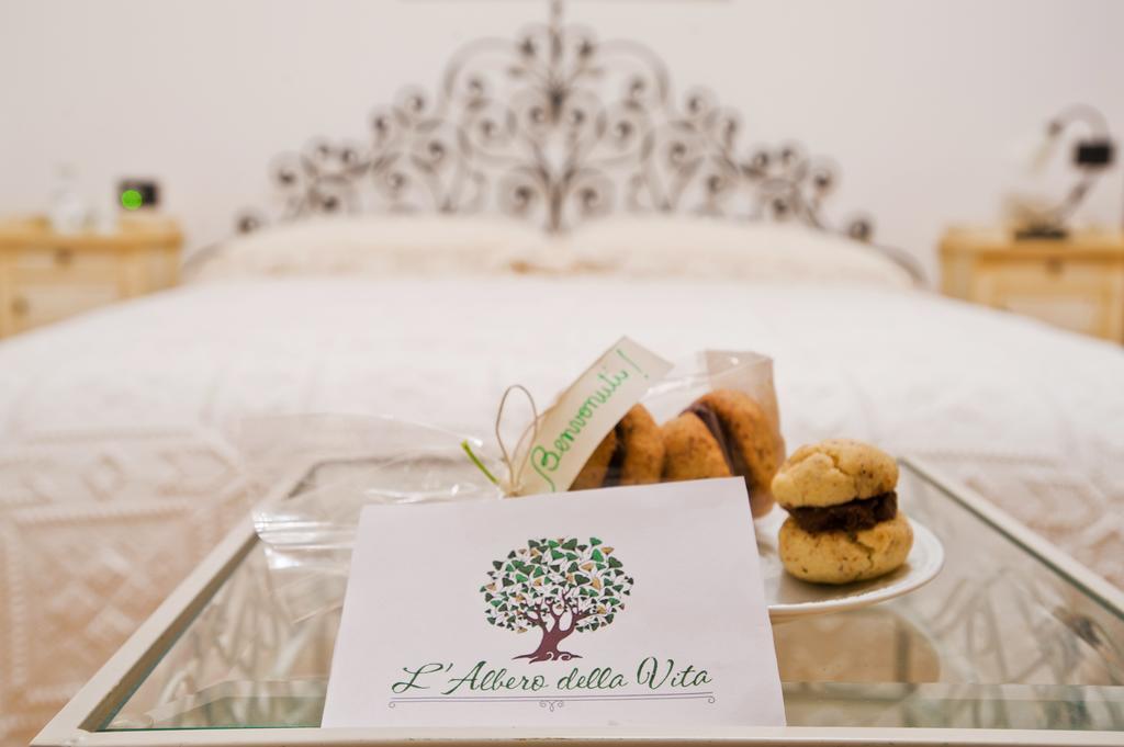 Bed and Breakfast L'Albero Della Vita à Ceriale Extérieur photo