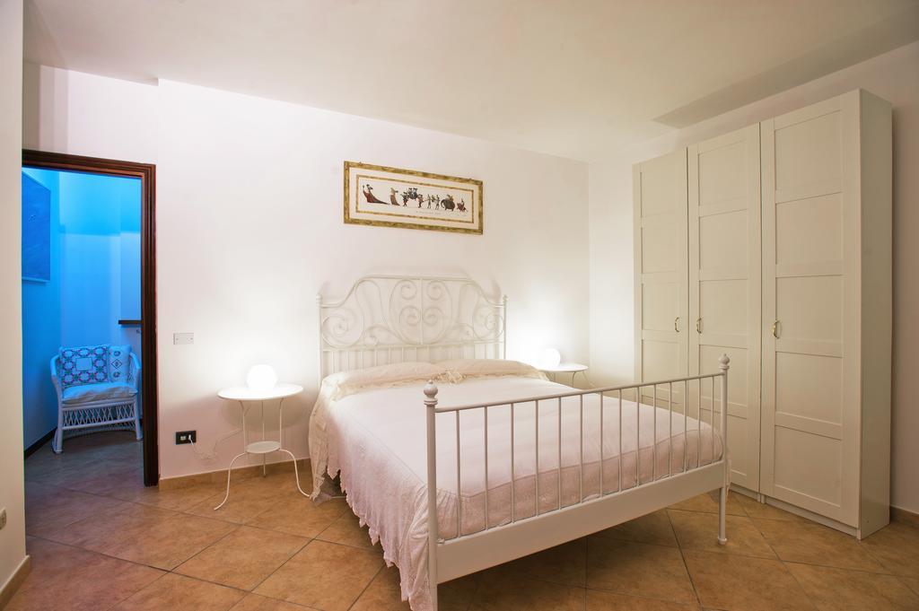 Bed and Breakfast L'Albero Della Vita à Ceriale Chambre photo